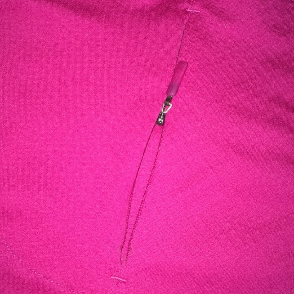 FLASH SALE Under Armour Black & Pink Outfit sz S/M - Picture 2 of 7